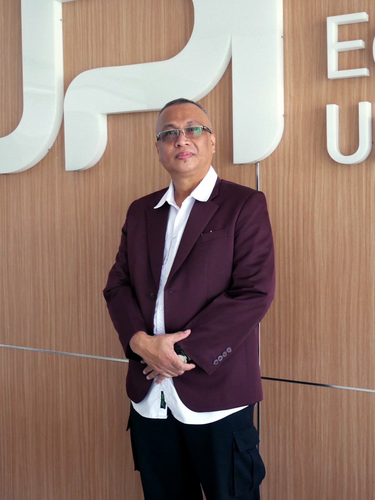 Dr. Beben Barnas, M.Pd