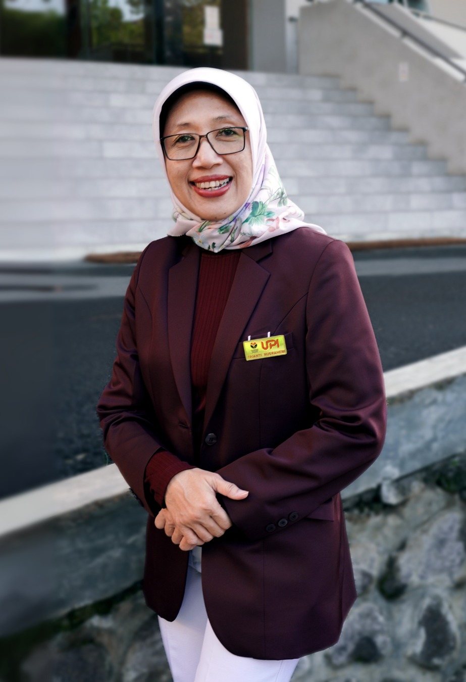 Prof. Dr. Trianti Nugraheni, M.Si