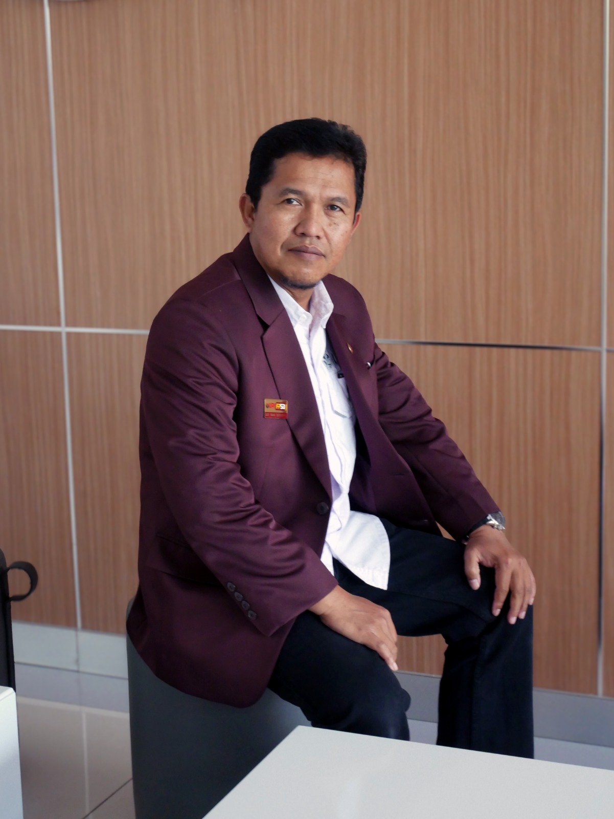 Dr. Ace Iwan Suryawan, S.Pd., M.Hum