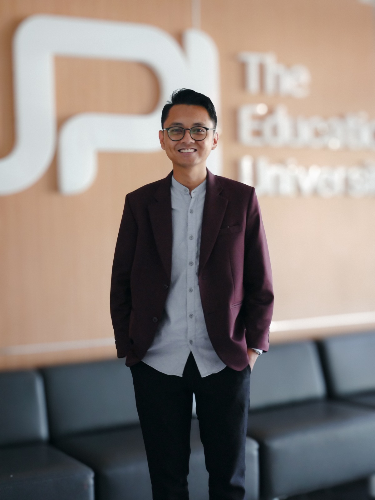 Dr. Abizar Algifari Saiful, S.Pd., M.Sn.