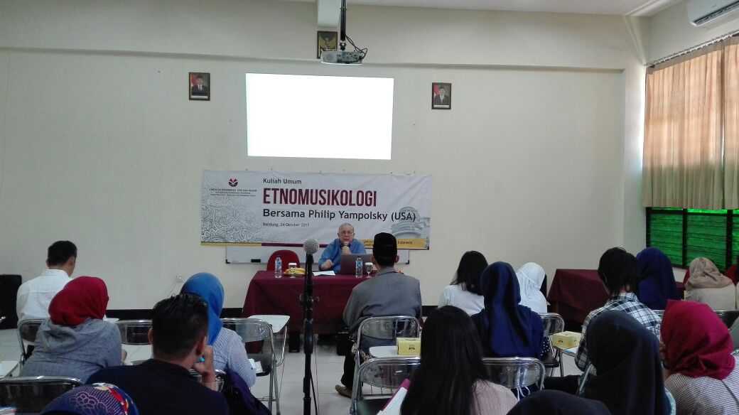 KULIAH  UMUM ETNOMUSIKOLOGI
