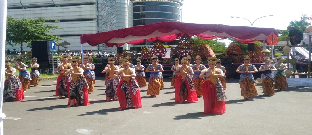 ISOLA MENARI 12 JAM TAHUN 2017