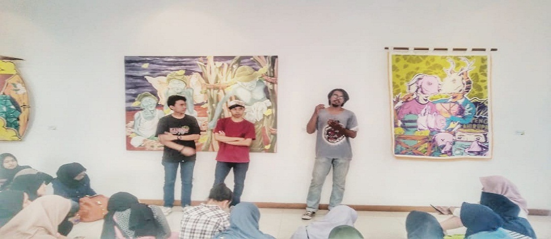 BERSEPAKAT BERTIGA