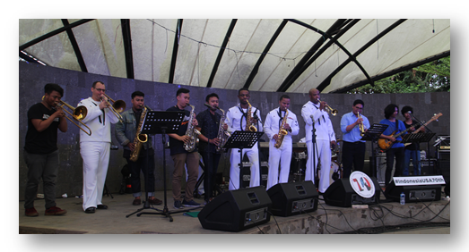 BIG BAND KONSER MUSIK