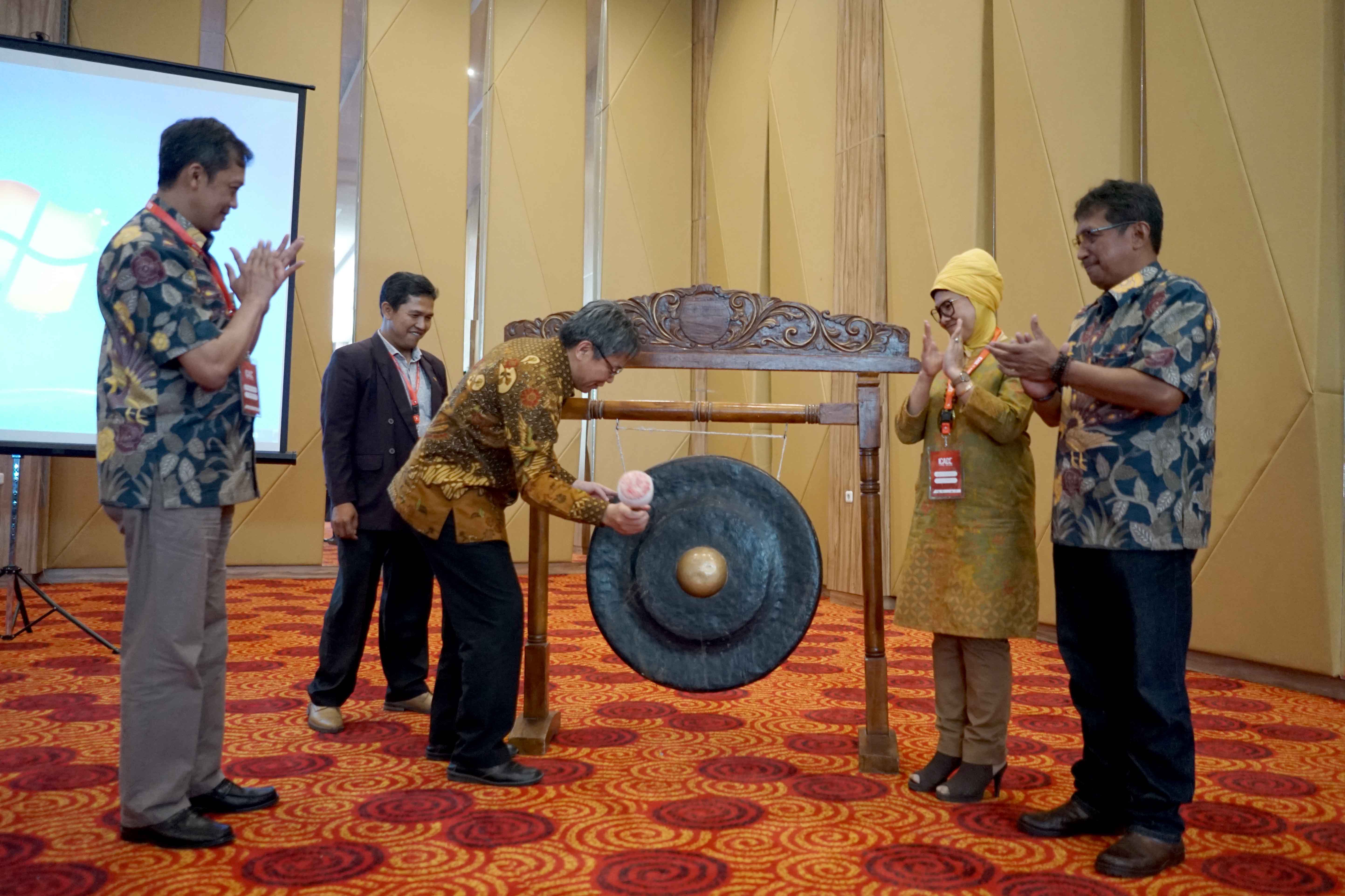 Seminar Internasional FPSD