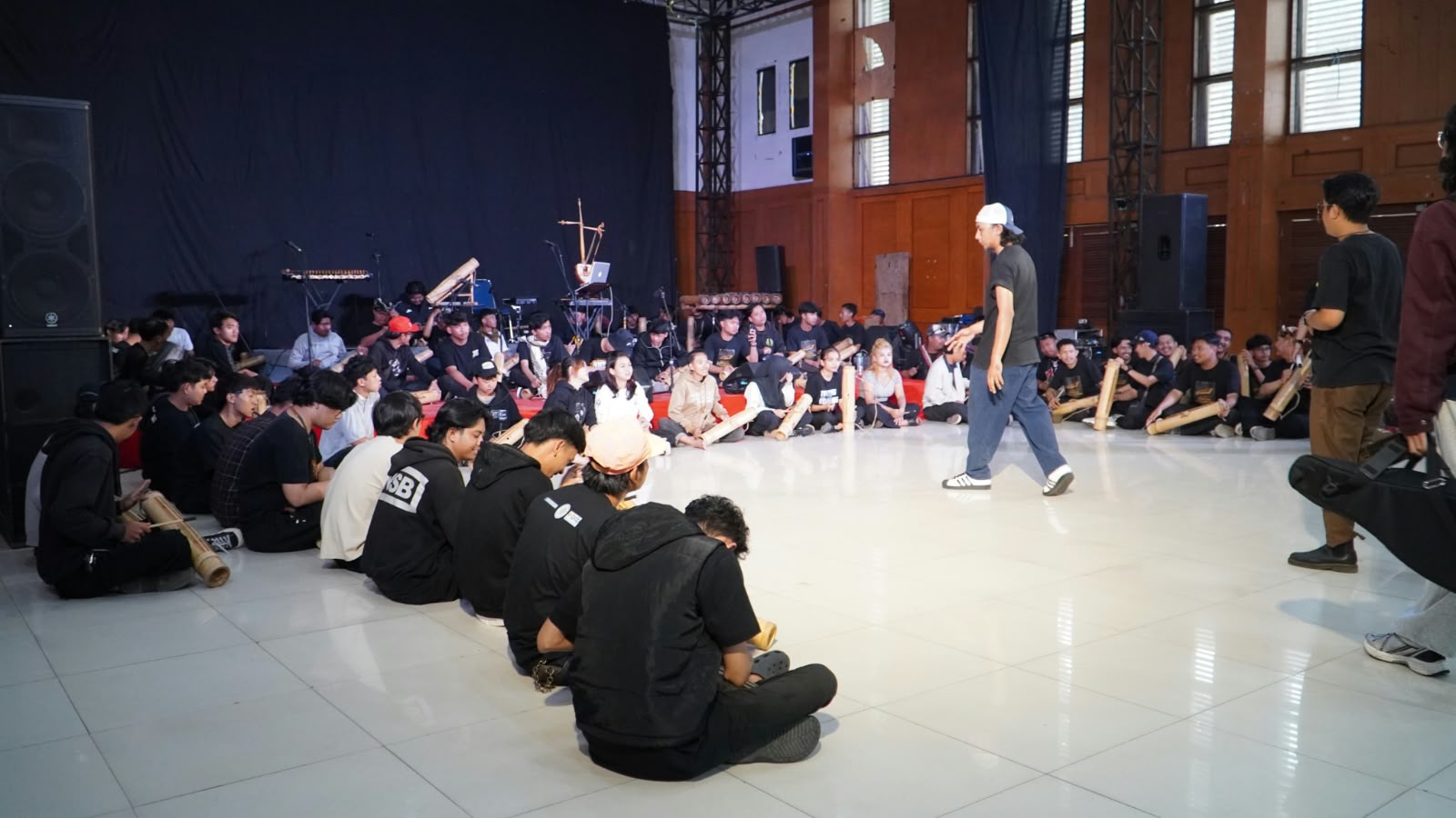 101 Celempung Bergema di UPI dalam Pertunjukan The Wonder of Waditra Celempung Sunda